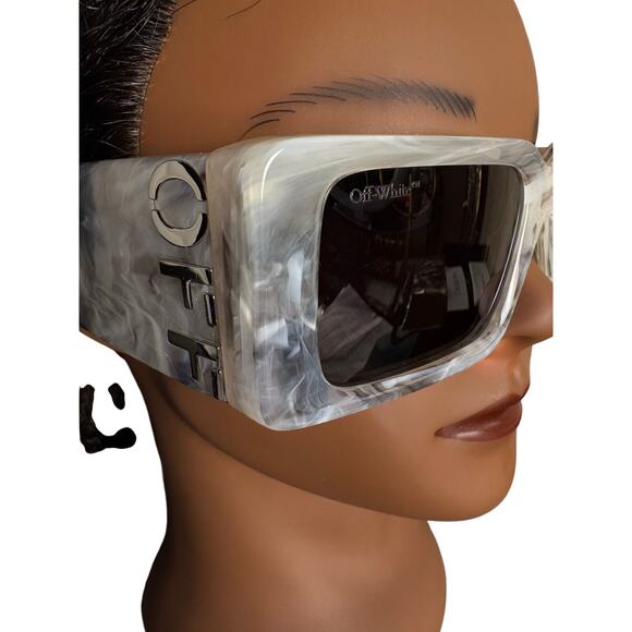 NEW Off-White Unisex Sunglasses - Milano, Marble Gray. main image 7